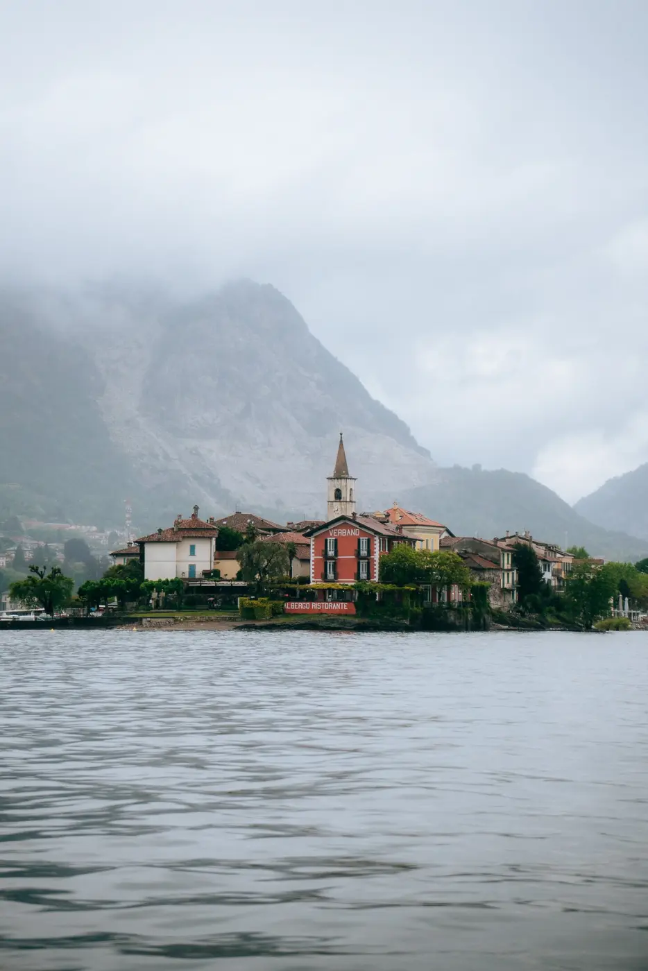 Vibrant Travelers — Pacific Pine Media